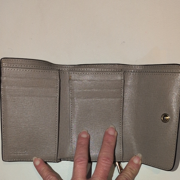 Furla Taupe Textured Leather Fold Wallet with Gold Logo - Picture 9 of 12
